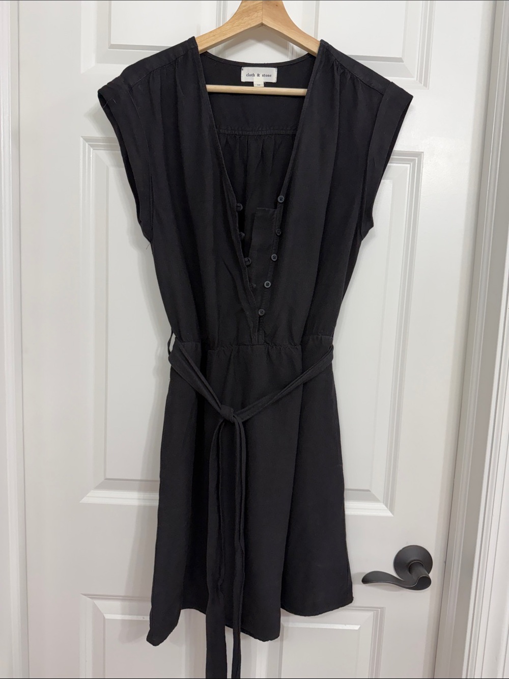 cloth & stone Black Button-Front Tie-Waist Mini Dress